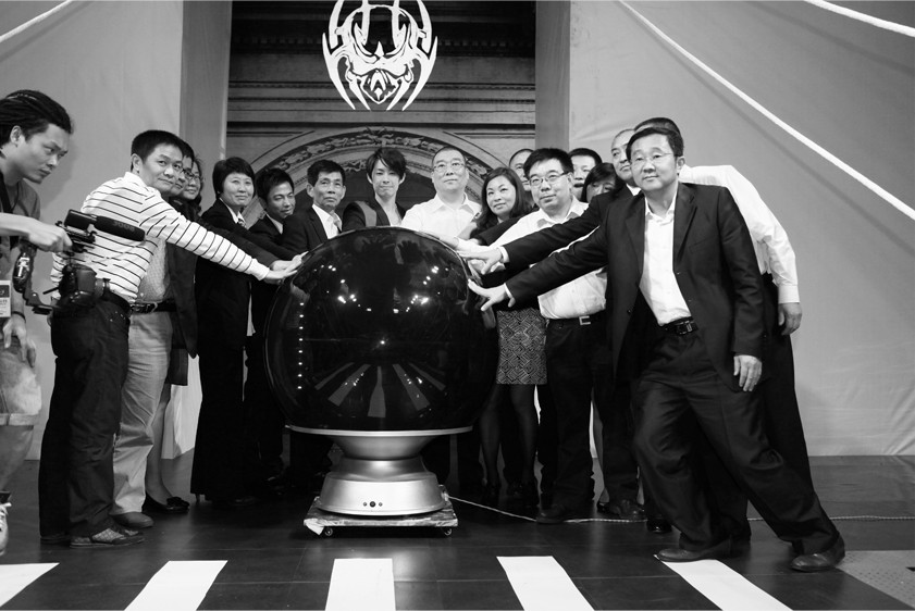 异形服装品牌(pái)策划营销(xiāo)案例